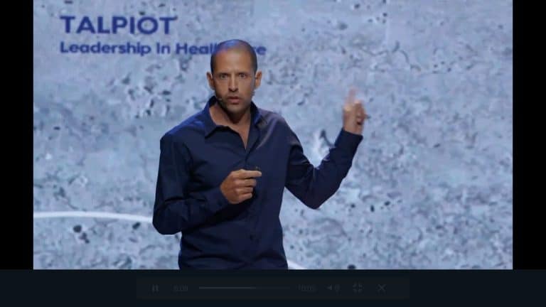 פרופ' פביאן בהרצאת TED על פעילותו הגלובלית עבור ילדים עם רטינובלסטומה.